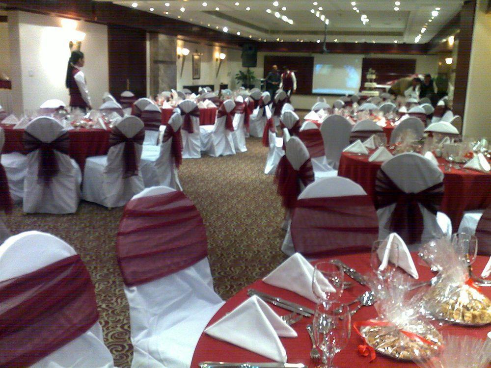 Gloria Hotel Doha Exterior photo